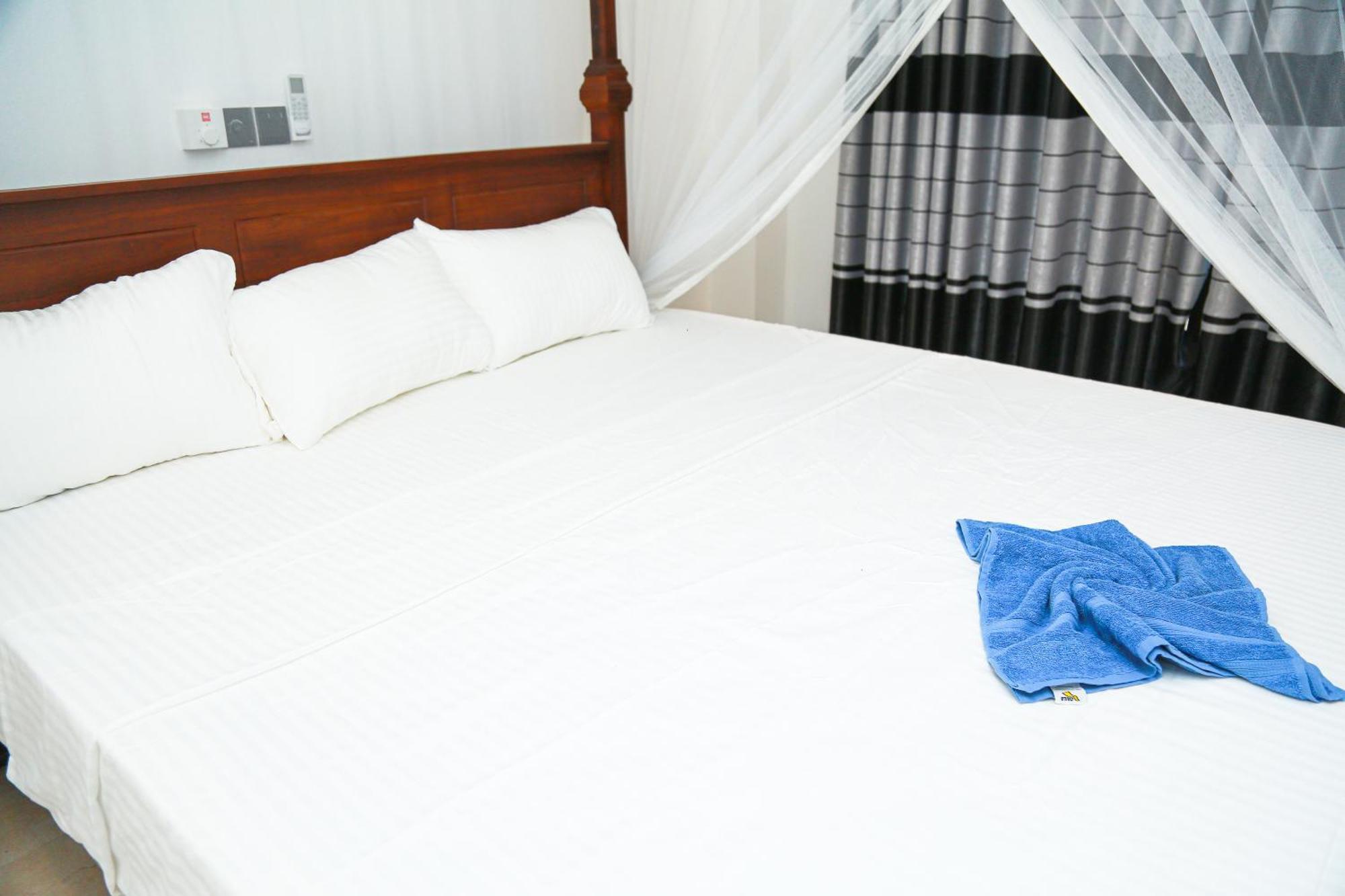 Camellia Hotel & Restaurant Мириса Екстериор снимка