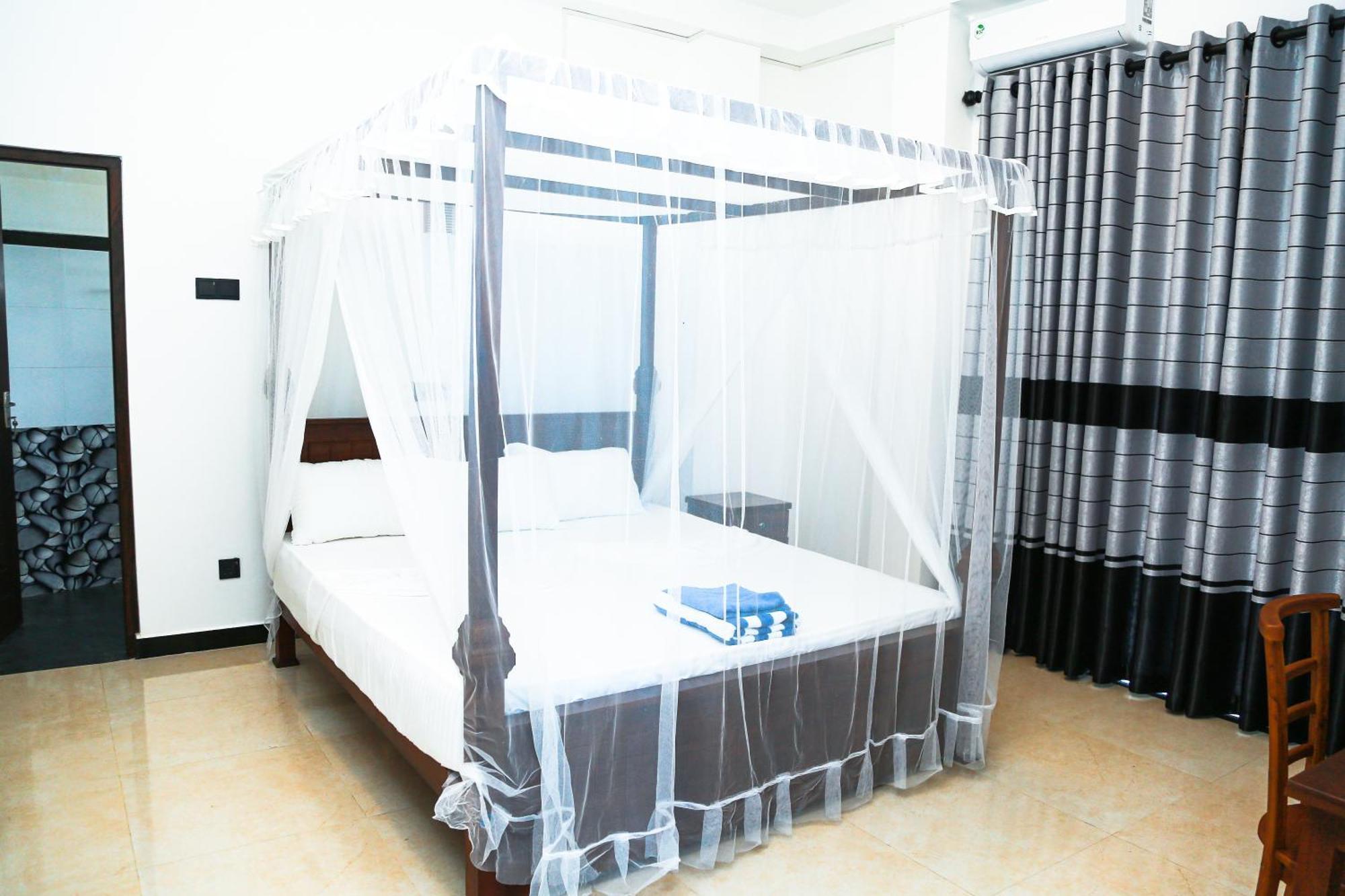 Camellia Hotel & Restaurant Мириса Екстериор снимка